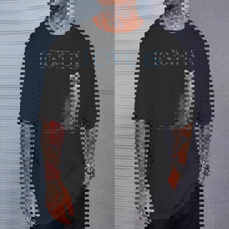 愛はアビシニアンキャット Tシャツ 彼への贈り物