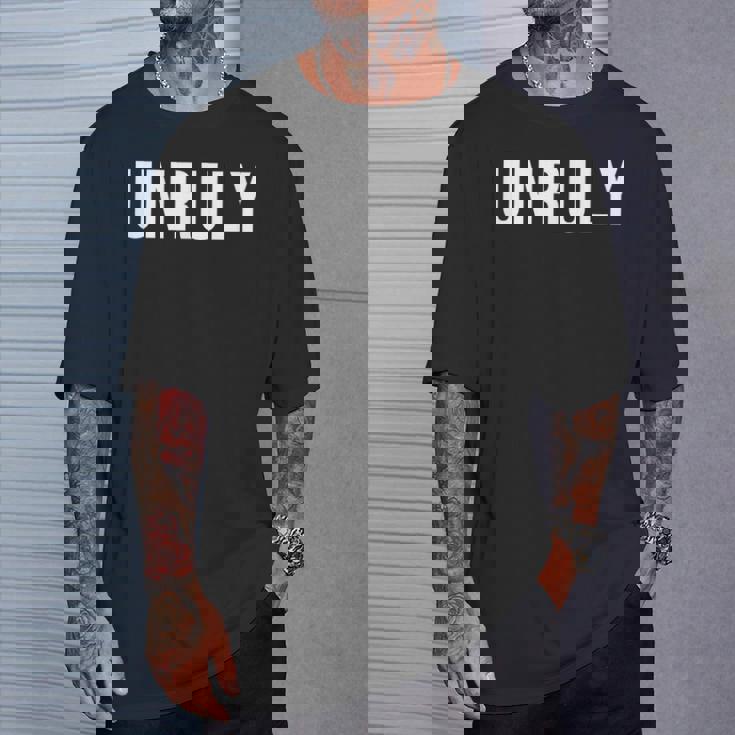 手に負えない Tシャツ 彼への贈り物