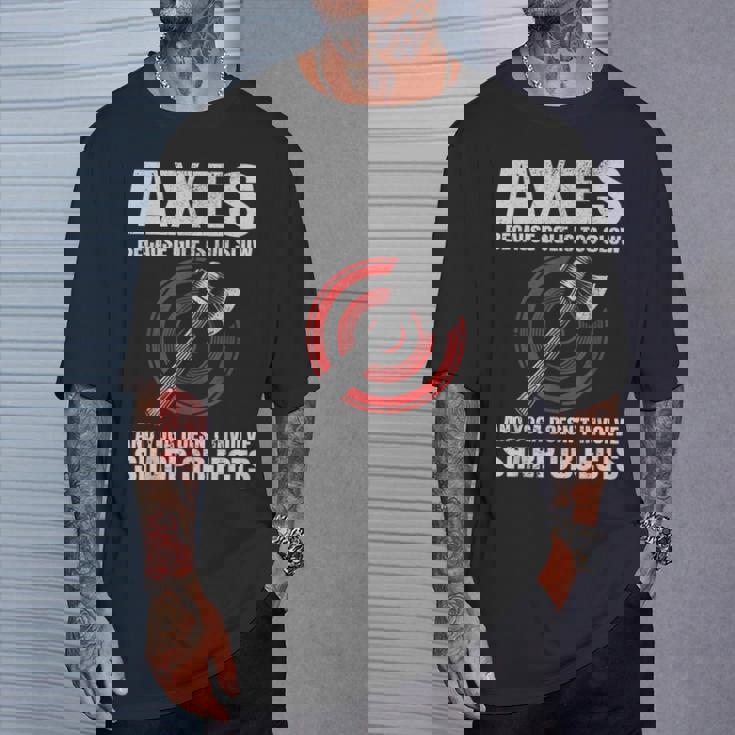 斧投げ ランバージャック ヨガ ゴルフ ファニー 斧投げ ブルズアイ Tシャツ 彼への贈り物