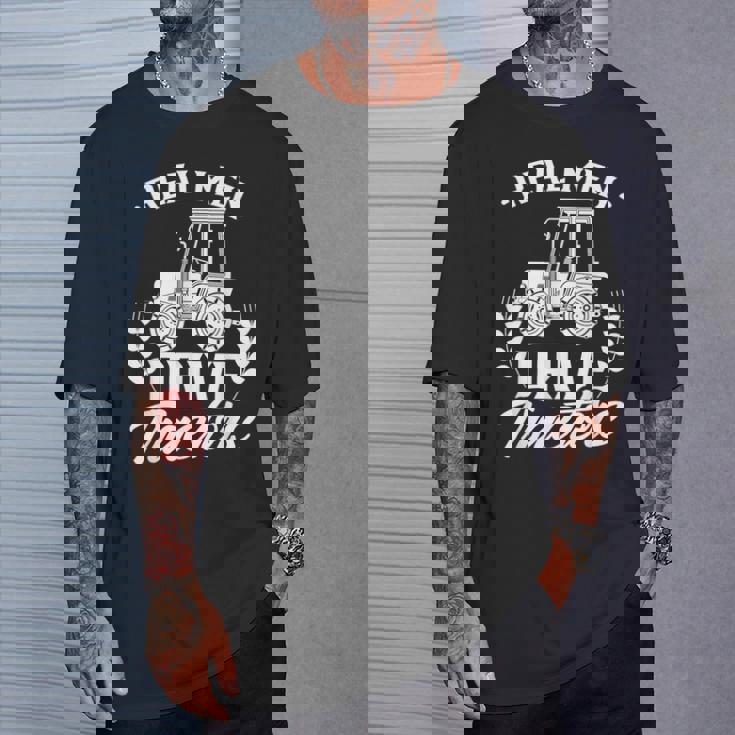 本物の男はトラクターを運転する 農作業 ランチ 農家 ファーム Tシャツ 彼への贈り物