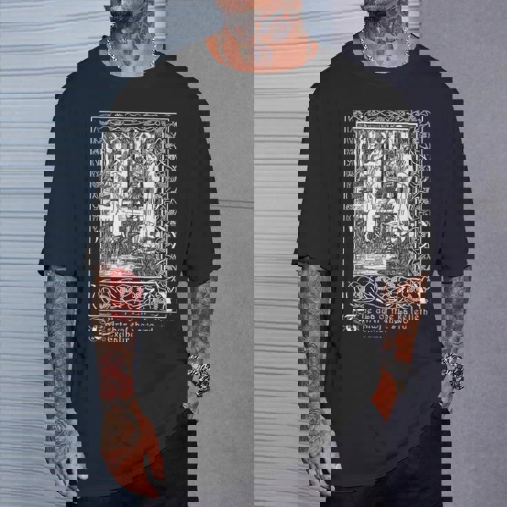 湖の女、エクスカリバー、オーブリー・ビアズリーのイラスト Tシャツ 彼への贈り物