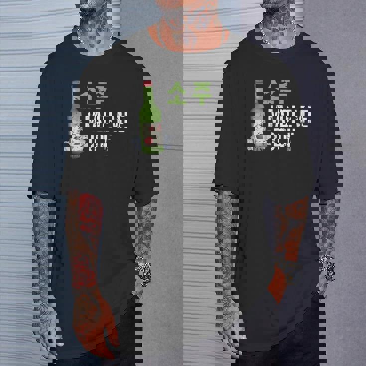 焼酎は私にそれをさせましたハングル韓国で面白い韓国の飲み物 Tシャツ 彼への贈り物