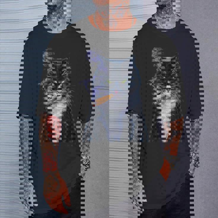 猫 ネコ ボス たばこ ねこ Tシャツ 彼への贈り物