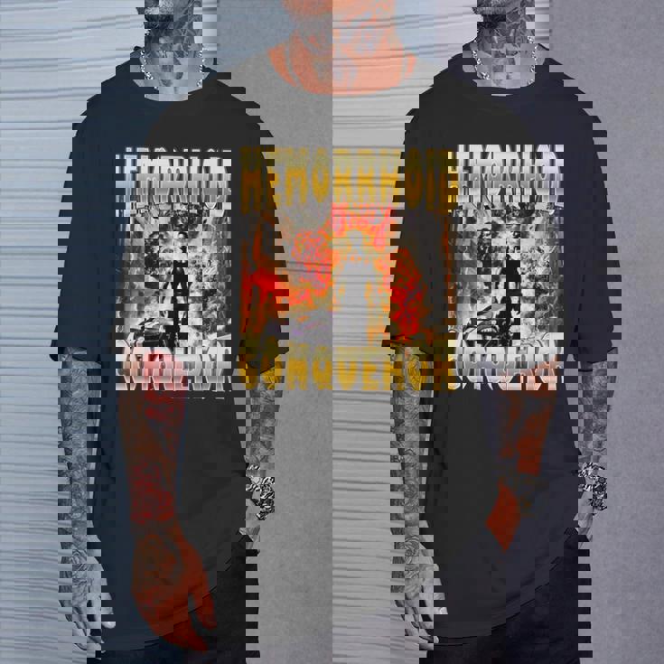 痔 征服者 ジョーク 攻勢 奇妙 面白い ミーム クリンジ Tシャツ 彼への贈り物