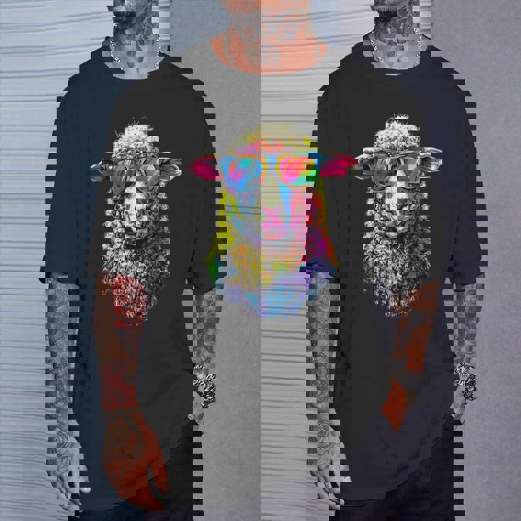 羊 子羊 小型羊 国産羊 羊飼い 甘い羊 Tシャツ 彼への贈り物