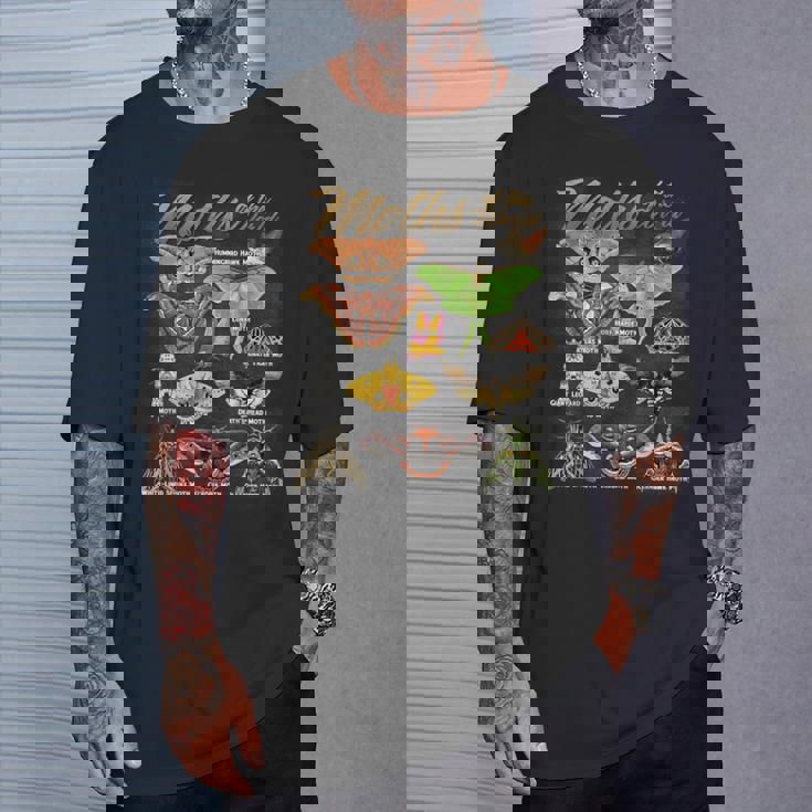 蛾 世界の動物 知育 昆虫 蛾好き Tシャツ 彼への贈り物