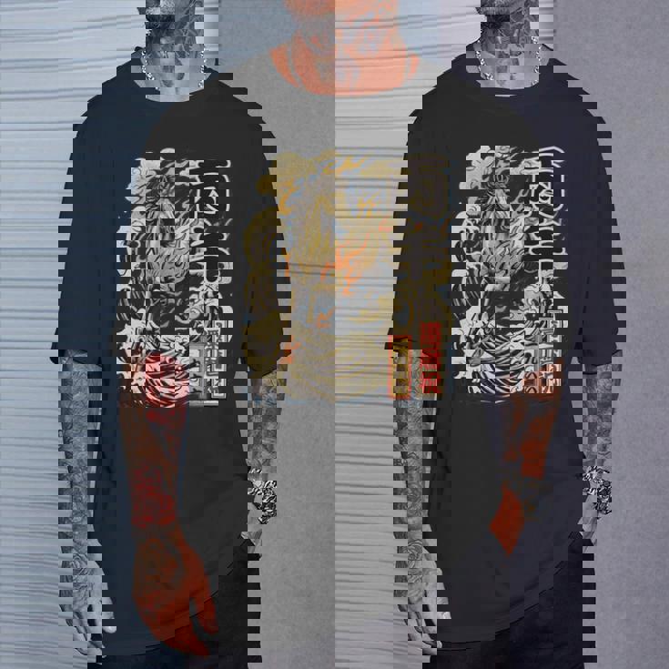 還暦 60歳 丙午 1966年生まれ 火の馬 和柄 波と炎の馬 ヴィンテージ 祝い デザイン 長袖tシャツ Tシャツ 彼への贈り物