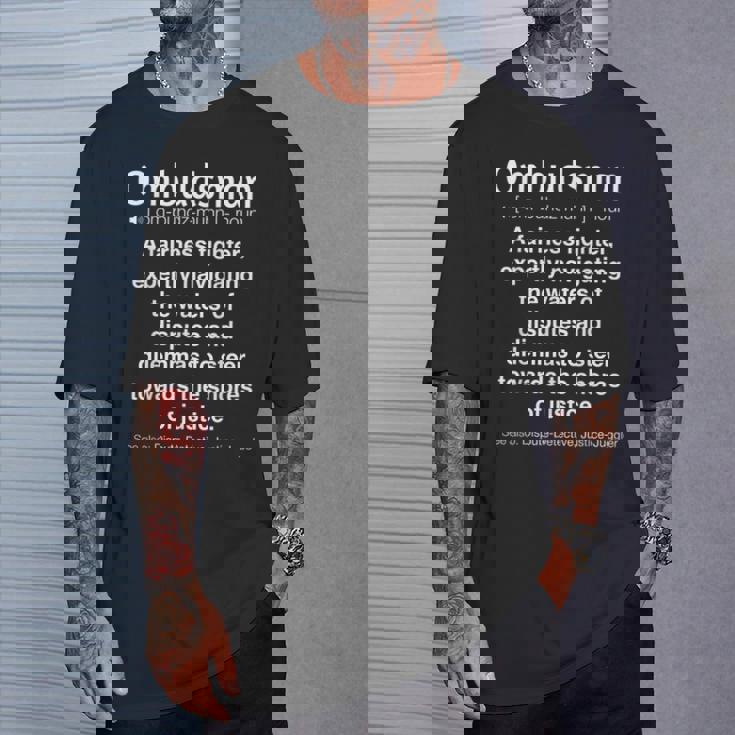 面白いオンブズマン Tシャツ 彼への贈り物