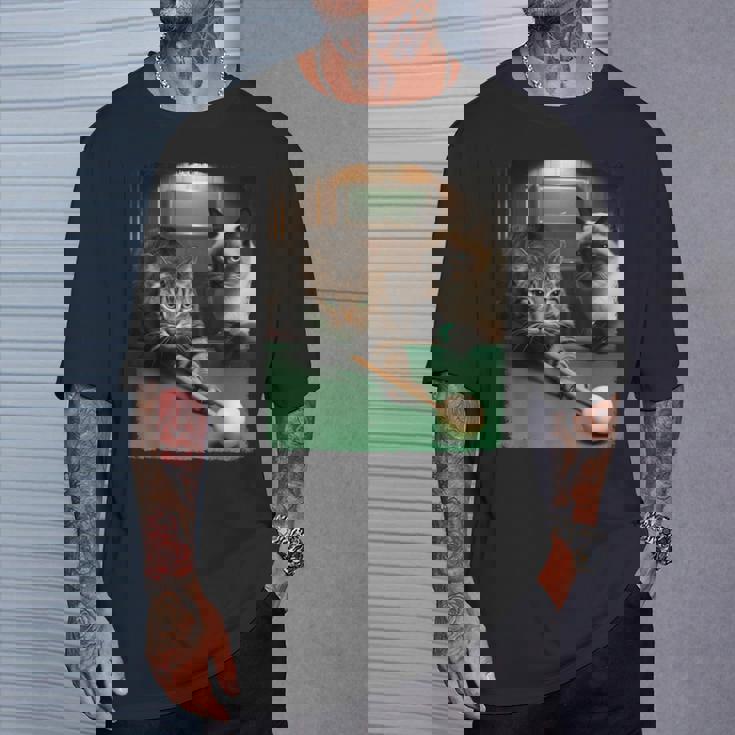 面白い猫 子猫 プールゲーム ビリヤード愛好家 アートデザイン Tシャツ 彼への贈り物