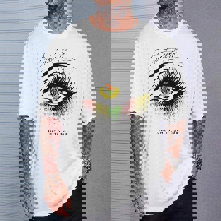 Junenth まつげ アフリカの目 美しい Tシャツ 彼への贈り物