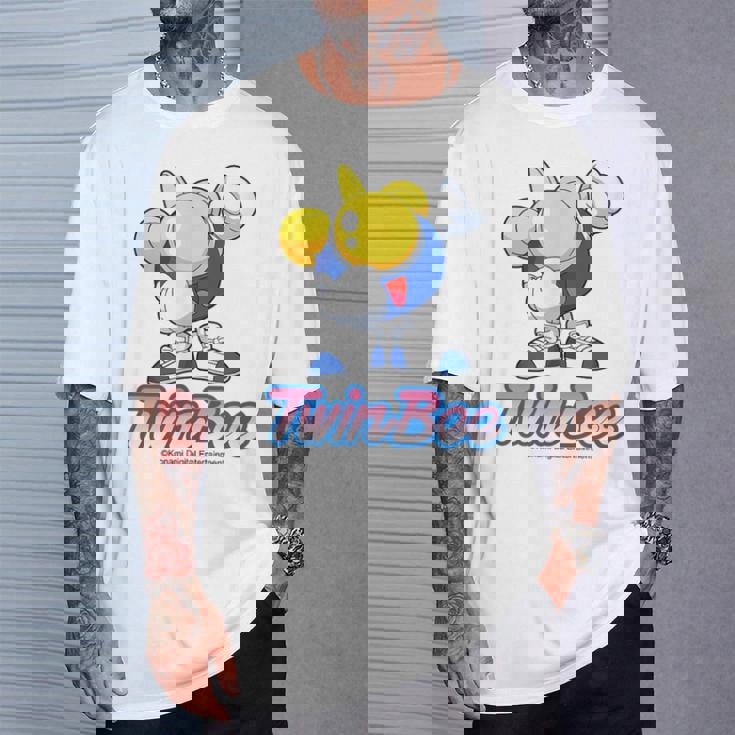 「ツインビー」ツインビーB Tシャツ 彼への贈り物