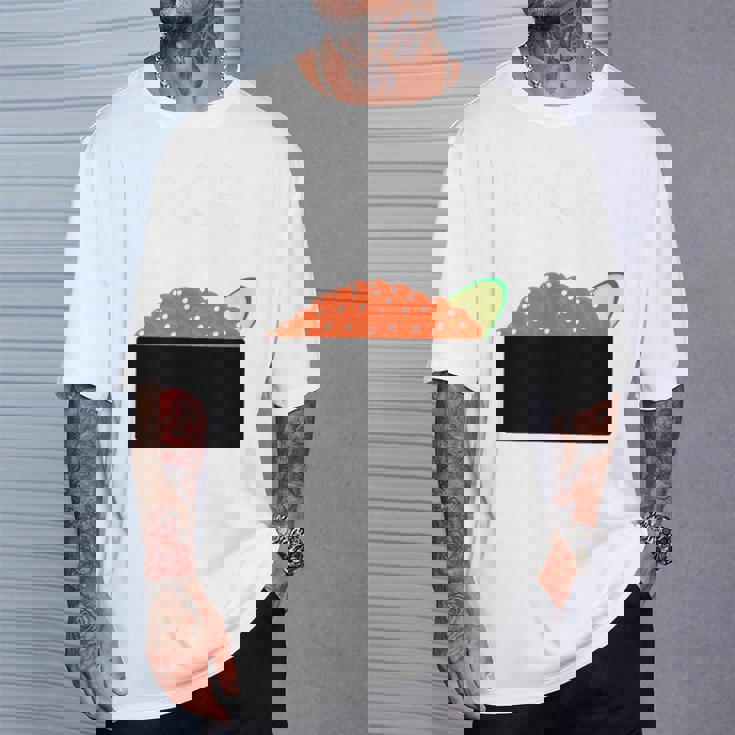 【いくら】イクラ 寿司 おすし 軍艦巻き 可愛い おもしろ 面白い 鮭 魚卵 料理 文字 ネタ ウケ狙い 文字入り 変な Tシャツ 彼への贈り物