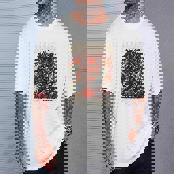 なまはげ 日本のブギーマン 、民話 妖怪 鬼 デーモン 波のアート Tシャツ 彼への贈り物