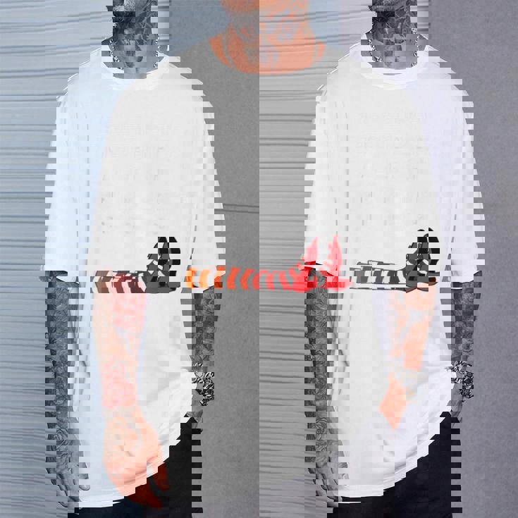 オズの魔法使い As Coroner I Must Aver Tシャツ 彼への贈り物