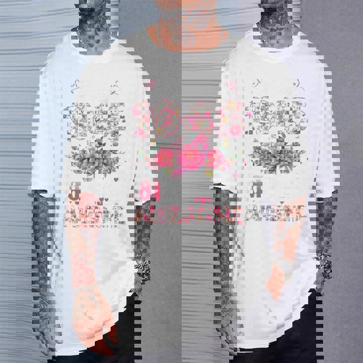 オンバック 81歳 1945年3月 花柄 81歳の誕生日 Tシャツ 彼への贈り物