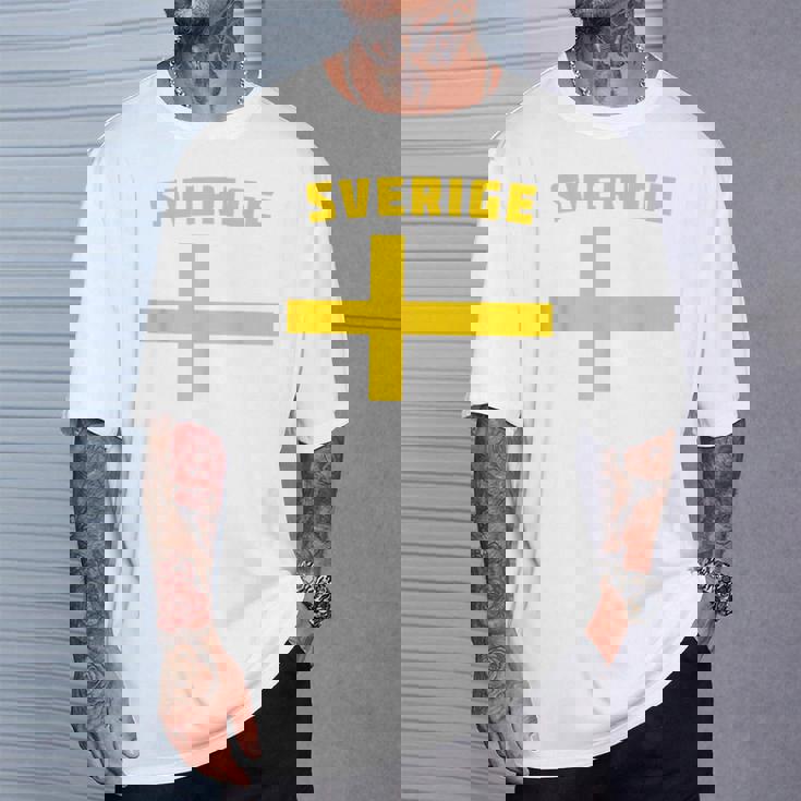 スウェーデンサッカースウェーデン国旗 ファンジャージ Tシャツ 彼への贈り物