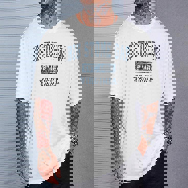 ビッグストーンギャップ バージニアva ヴィンテージ スポーツデザイン ネイビープリント Tシャツ 彼への贈り物