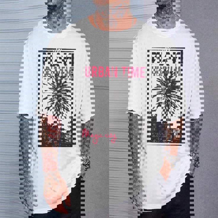 マイアミマジックシティビーチシャツ フロリダ愛好家向け 長袖tシャツ Tシャツ 彼への贈り物