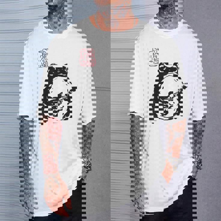 不機嫌そうなカエル 面白い ギター ロックミュージック アニメ 日本語 Tシャツ 彼への贈り物