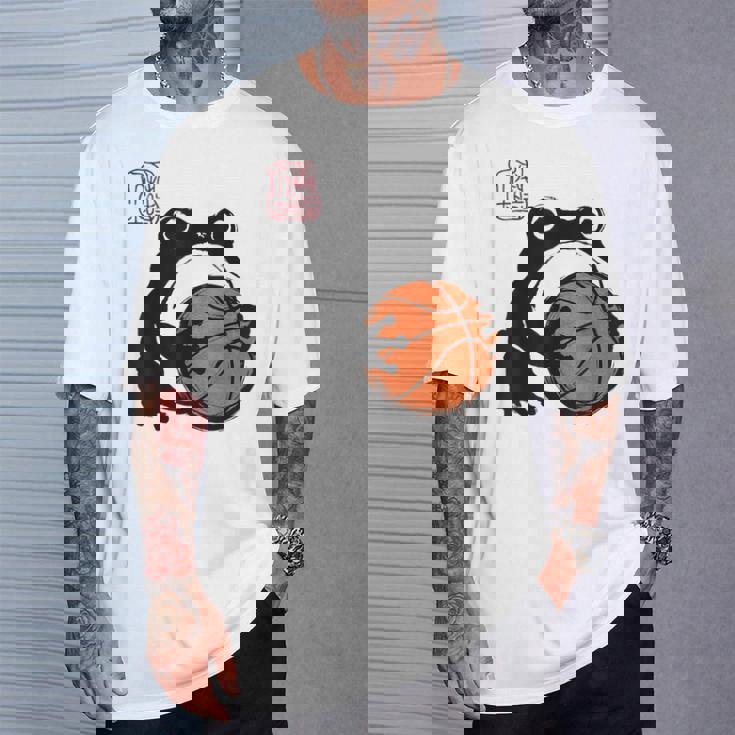 不機嫌そうなカエル 面白い バスケットボール アニメ 日本語 Tシャツ 彼への贈り物