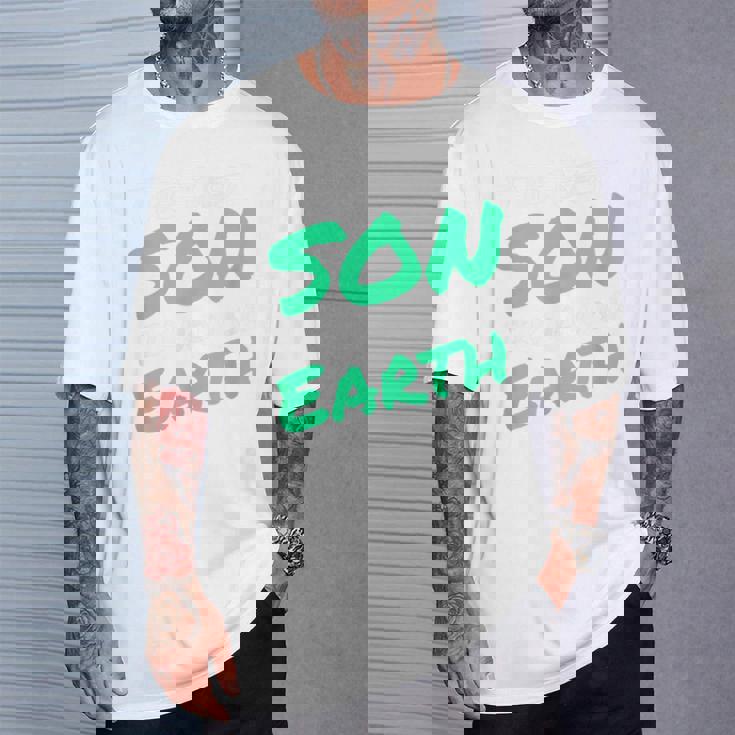 息子の男のための最高の息子の誕生日プレゼント Beston I Know On Earth Tシャツ 彼への贈り物