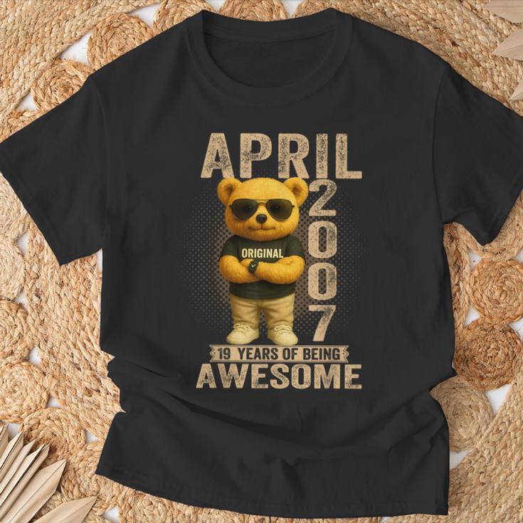19歳 2007年4月 テディベア 19歳 誕生日 男性 女性 Tシャツ 高齢者への贈り物