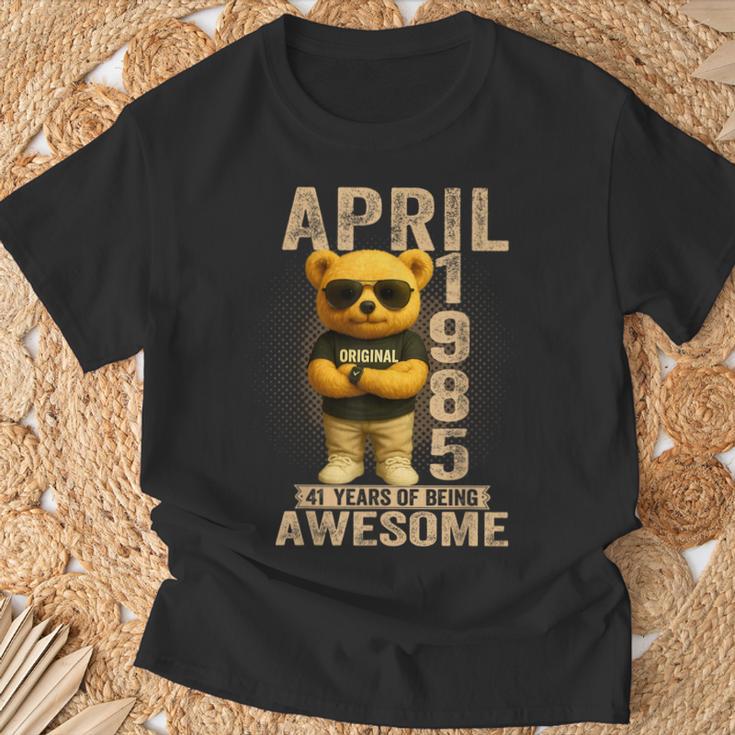 41歳 1985年4月 テディベア 41歳 誕生日 男性 女性 Tシャツ 高齢者への贈り物
