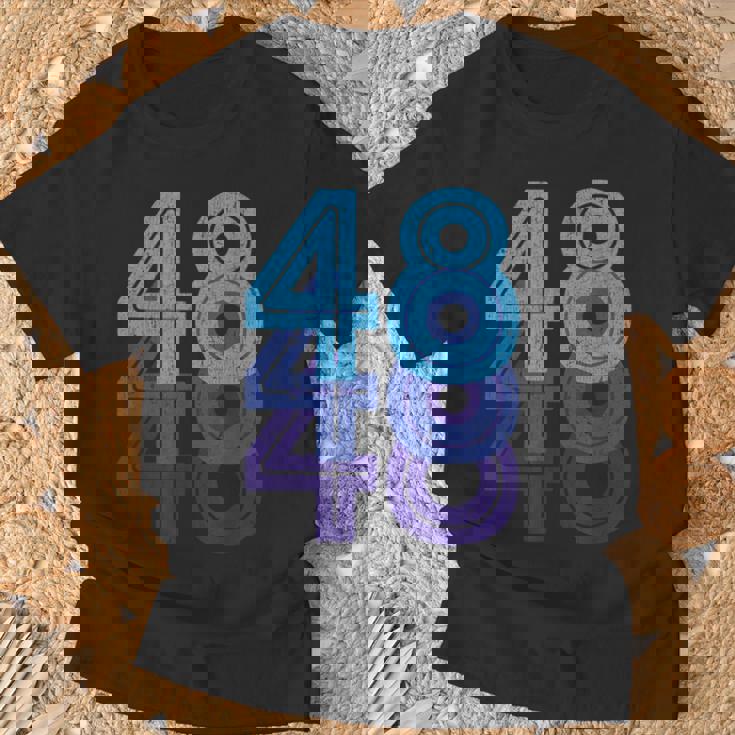 48ラッキーナンバー48歳の誕生日のスポーツチーム Tシャツ 高齢者への贈り物