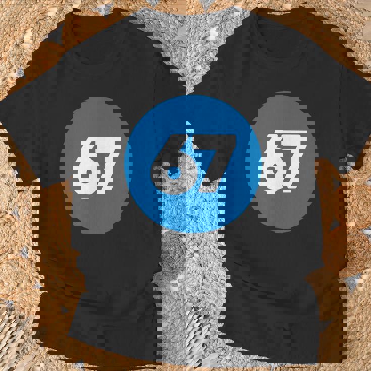 67 歳の誕生日番号 67 バルーン 67 歳の誕生日 Tシャツ 高齢者への贈り物