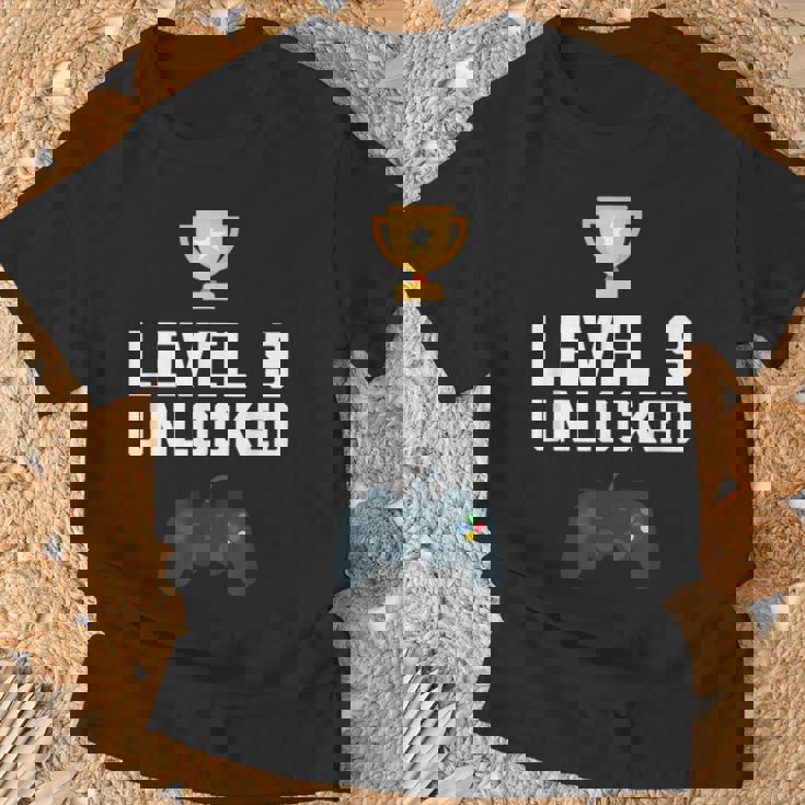 9歳 誕生日シャツ 男の子 女の子 ギフト 9歳 レベルアップ ゲーマー Tシャツ 高齢者への贈り物