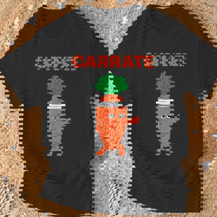 Carrate 空手キャロット かわいい＆面白いトレーニングダジャレ先生 Tシャツ 高齢者への贈り物