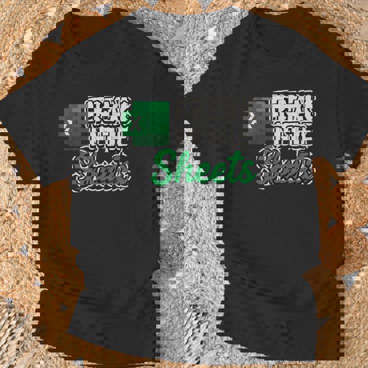 Freak In Theheets Accountant preadsheet Excel Tシャツ 高齢者への贈り物