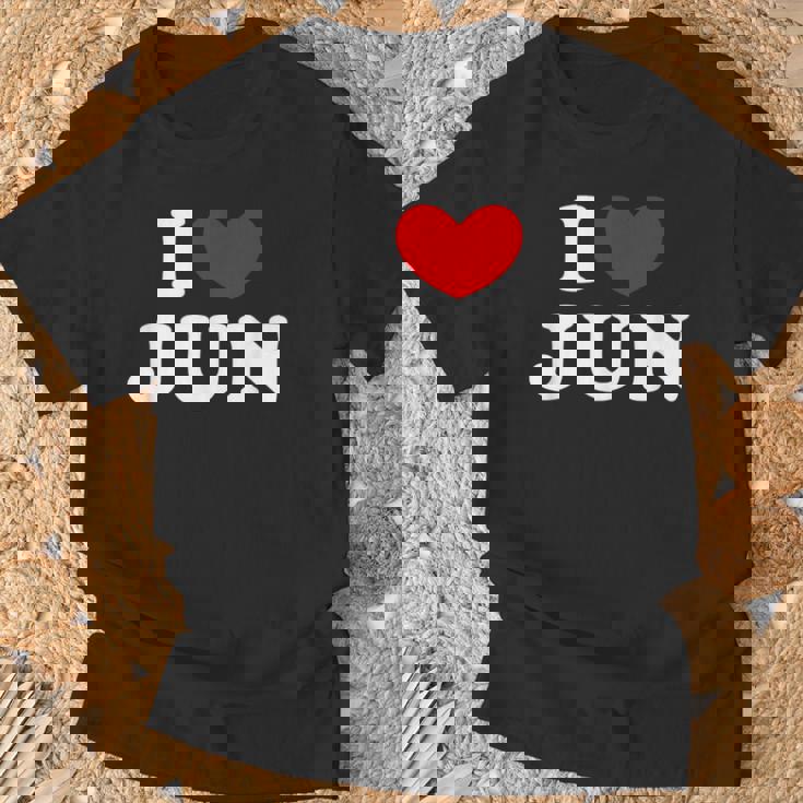 I Love Jun 私は愛する Jun Tシャツ 高齢者への贈り物
