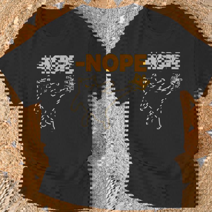 No Kings In America レトロ エッジの効いた抗議 Tシャツ 高齢者への贈り物