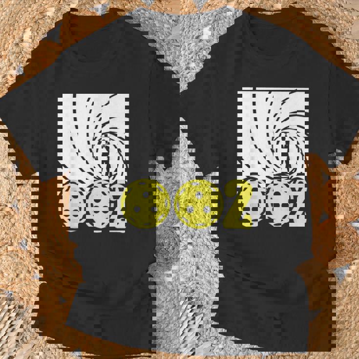 Pickleball 002 スパイパロディ 面白いピックルボールパドルプレーヤー Tシャツ 高齢者への贈り物