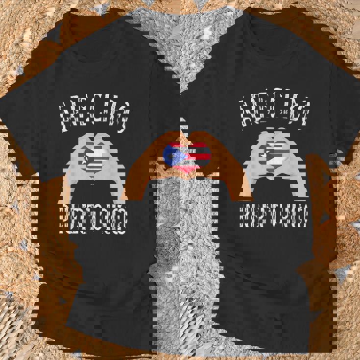 Puerto Rico Flag Heart Arecibo City Tシャツ 高齢者への贈り物
