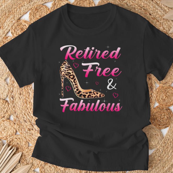 Retraité 2023 Gratuit Et Fabuleux Léopard À La Retraite Pour Les S T-Shirt Cadeaux pour les vieillards