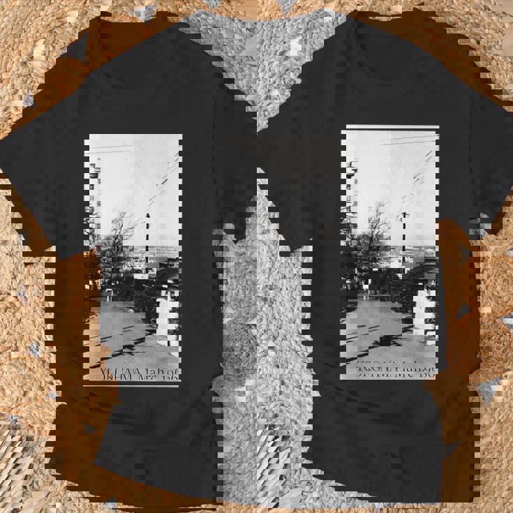 Yokohama Yamashita Pier 1966年3月 モノクローム写真 Tシャツ 高齢者への贈り物