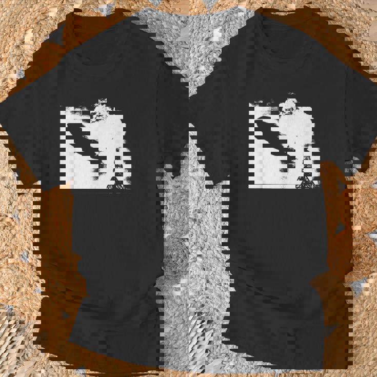 Zeppelin Explosion グラフィックtシャツ Tシャツ 高齢者への贈り物