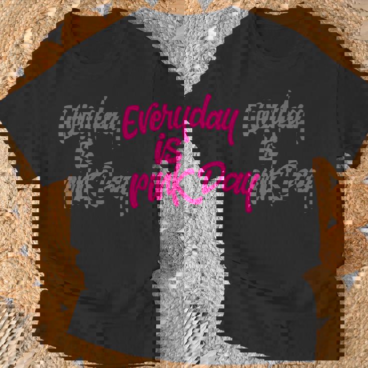 いじめ防止ピンクデイバディ Not A Bully End The Hate Tシャツ 高齢者への贈り物