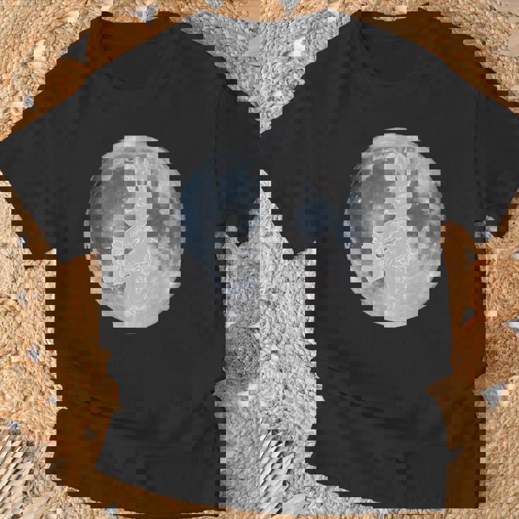 うさぎ星人 On The Moon Tシャツ 高齢者への贈り物