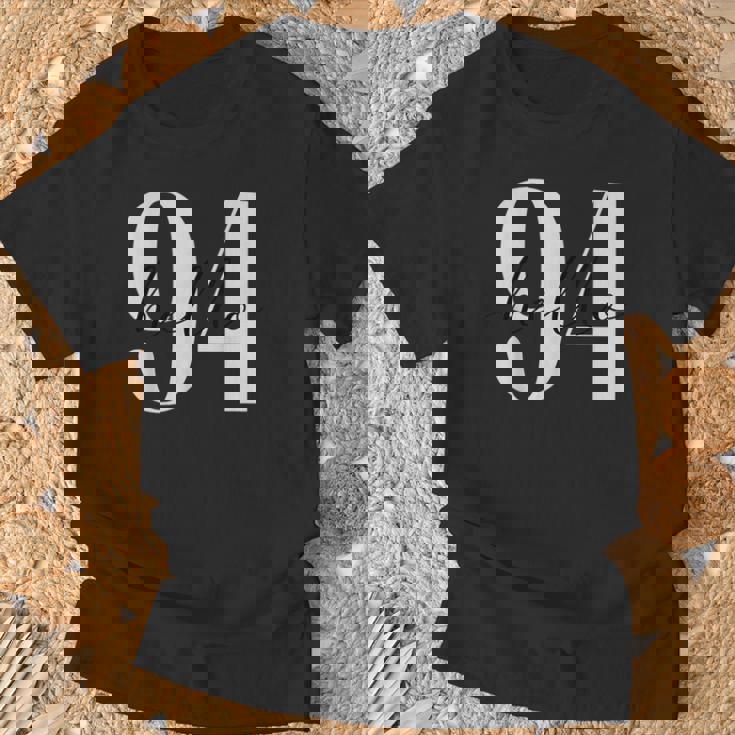 こんにちは94歳の誕生日のお祝い。 Tシャツ 高齢者への贈り物