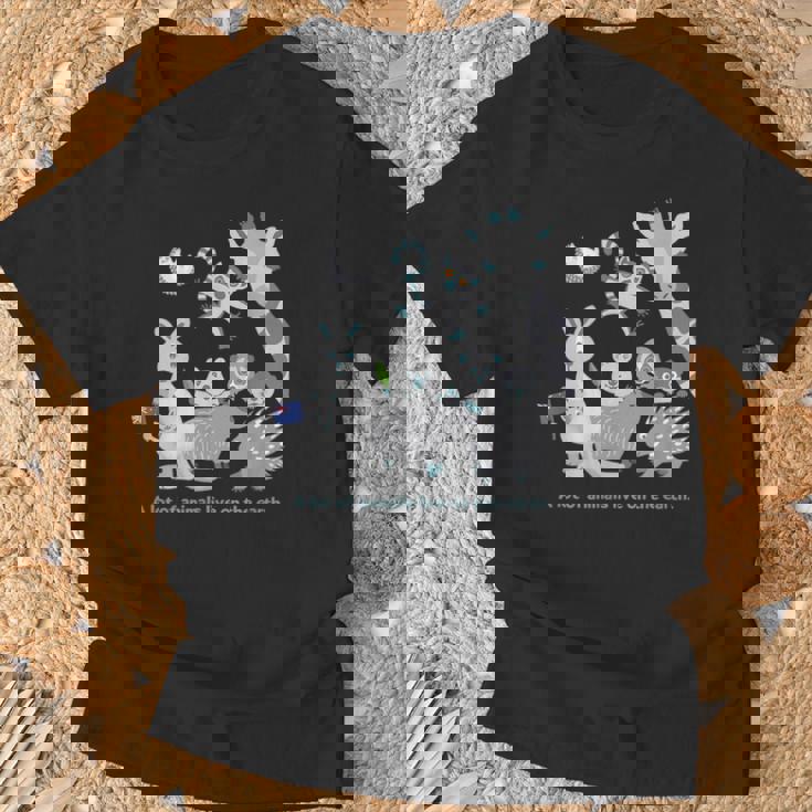 みんなの地球 アニマル キリン カンガルー カピバラ クアッカワラビー ワオキツネザル ハリネズミ メンズ レディース Tシャツ 高齢者への贈り物