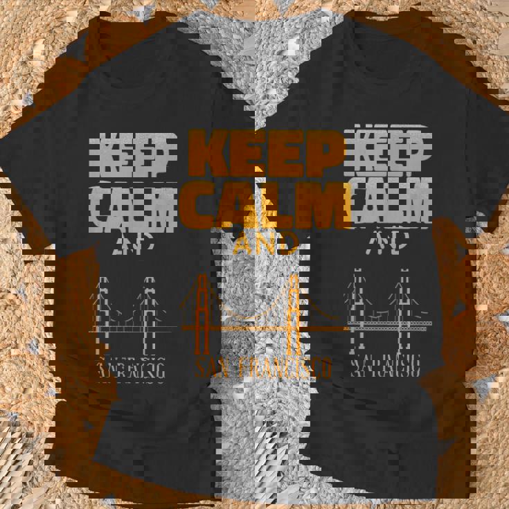 アーキテクチャ サンフランシスコ オーナメント ブリッジ かわいいサンフランシスコ Tシャツ 高齢者への贈り物