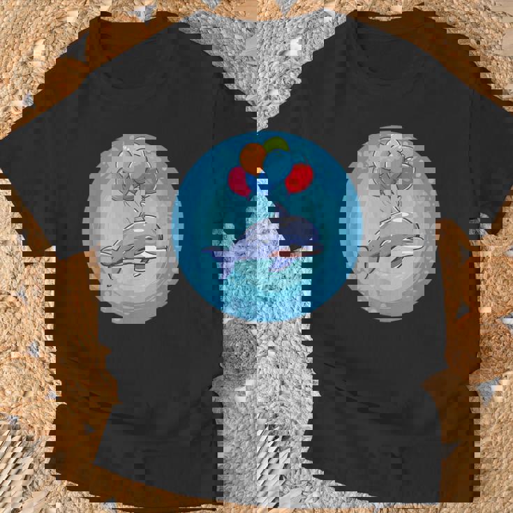 イルカと風船のコスチュームで一日を明るくしましょう。 Tシャツ 高齢者への贈り物