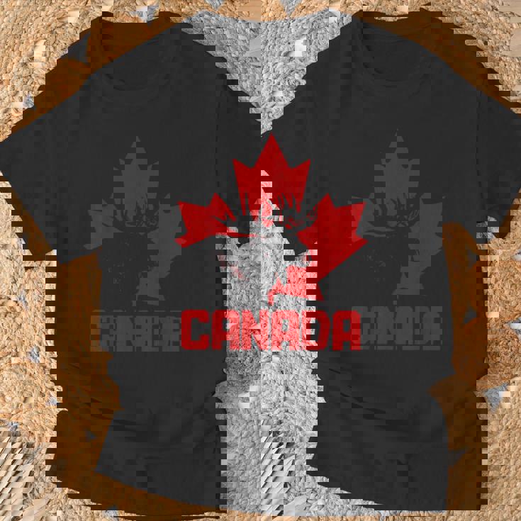 カナダヘラジカ メープルリーフ プライド ヴィンテージ カナダ国旗 Tシャツ 高齢者への贈り物