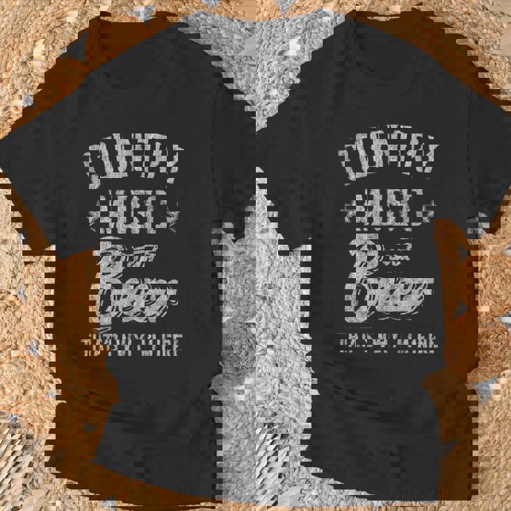 カントリーミュージックとビール That's Why I'm Here Tシャツ 高齢者への贈り物