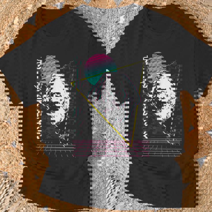 カール・マルクス 共産主義 共産主義 ヴェイパーウェーブ 美学 レトロ 80年代 Tシャツ 高齢者への贈り物