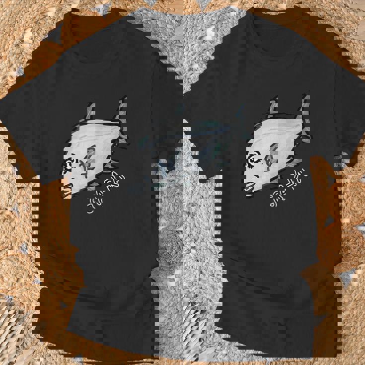 ガーラさん Tシャツ 高齢者への贈り物