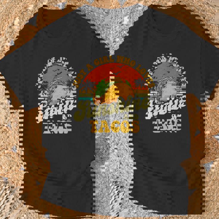 サンシャインとタコスが大好きな女の子-タコス好きメキシコ Tシャツ 高齢者への贈り物